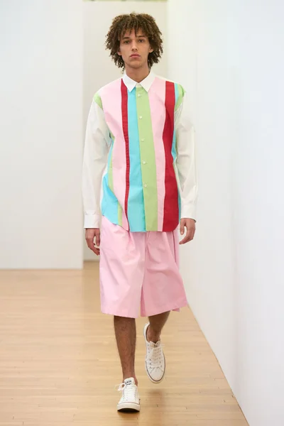 Look 13